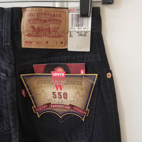 Vintage Levi's 550 Relaxed Fit, Trapped Legs - Picture 7 of 8